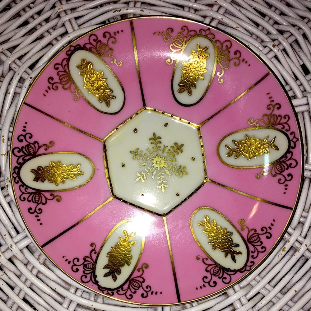 Small Pink & Gold Vintage Plate For Under Plants , Catch All Dish/Display Decor - Picture 2 of 8